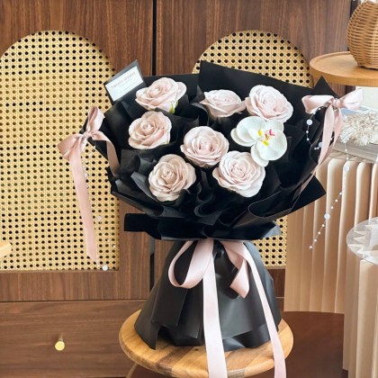 Larry Soap Roses Bouquet 